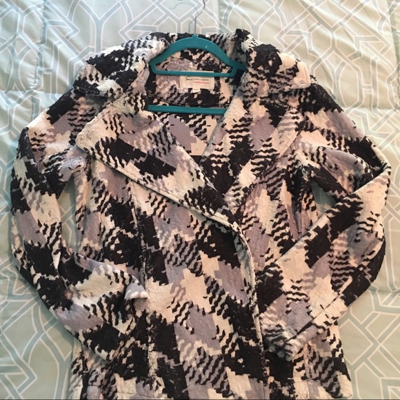 Textured “Fleece” Jacket - Picture 6 of 8